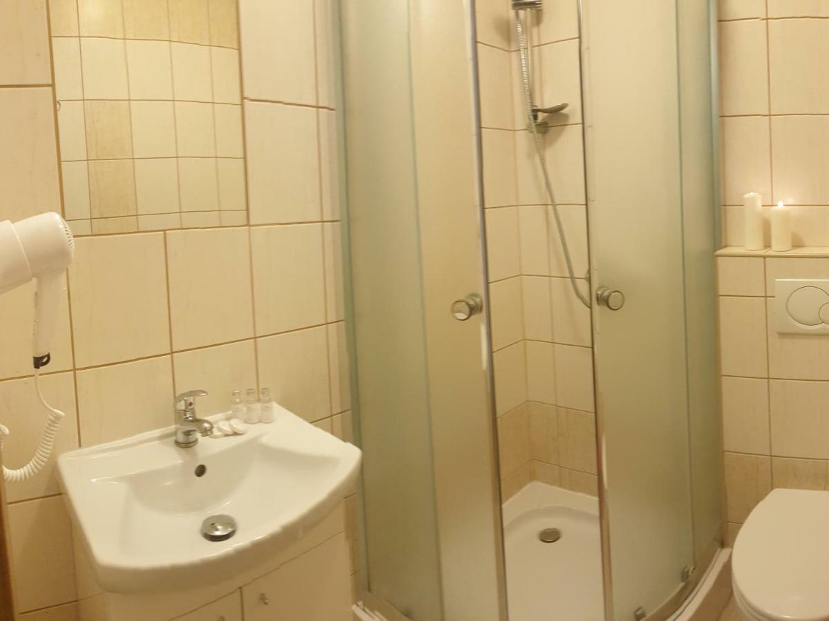 U Sabiny Apartment เบียลกาตัทร์ชันสกา ภายนอก รูปภาพ